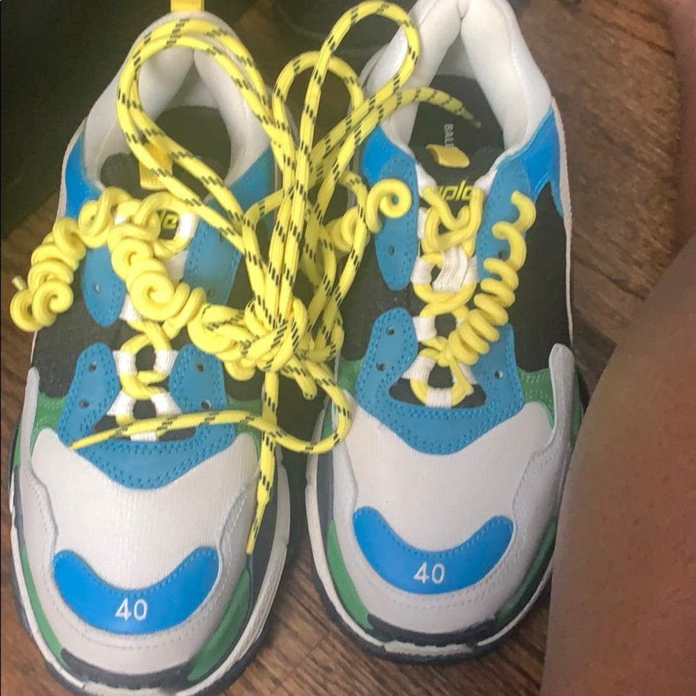 Balenciaga Triple S Trainers - Picture 7 of 14